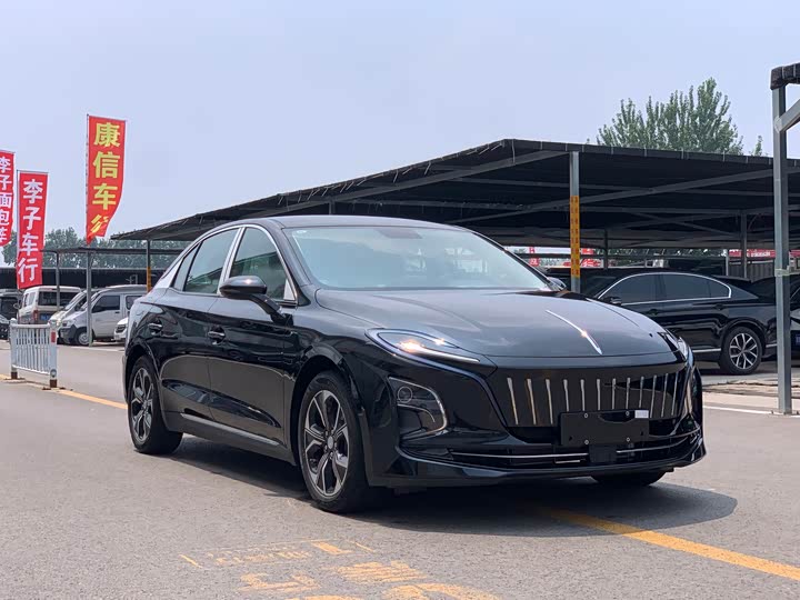 Hongqi E-QM5, 2022 — фото 3 из 9