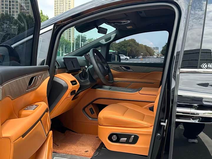 Wey 80 Hybrid, 2025 — фото 6 из 9