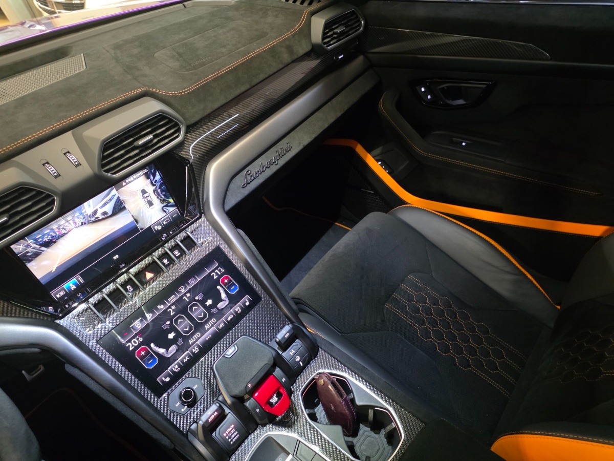 Lamborghini Urus, 2023 — фото 9 из 12