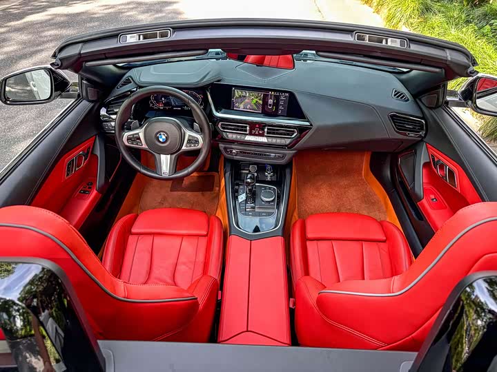 BMW Z4, 2023 — фото 8 из 9