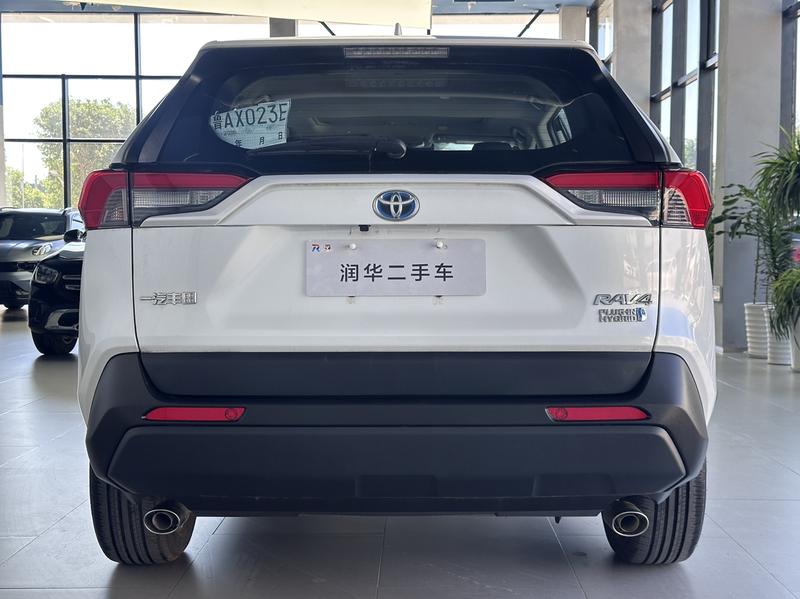 Toyota RAV4 Hybrid, 2026 — фото 3 из 12