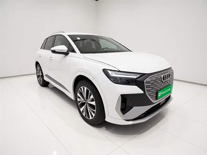 Audi Q4 e-tron, 2024 — фото 4 из 9