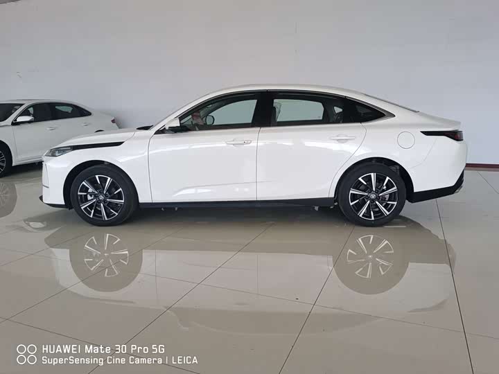 Changan Eado Plus, 2025 — фото 3 из 9