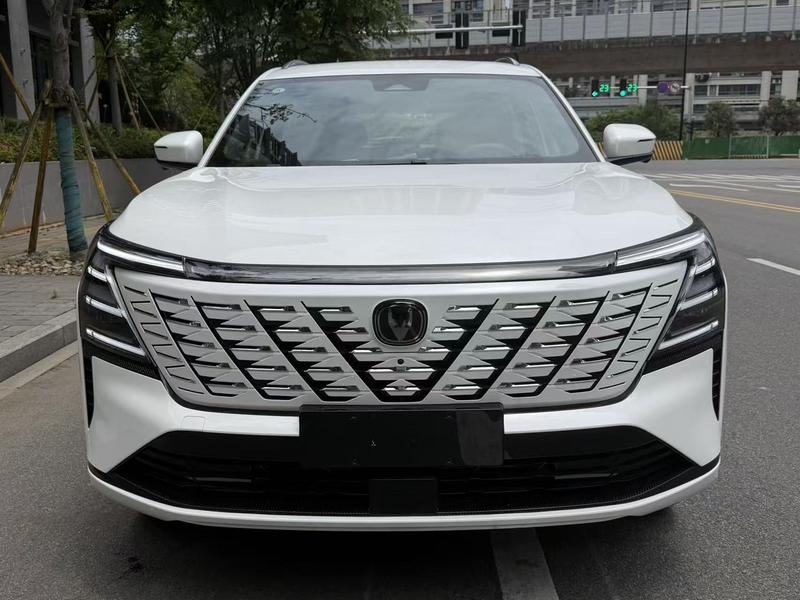 Changan CS75 Plus, 2025 — фото 2 из 12