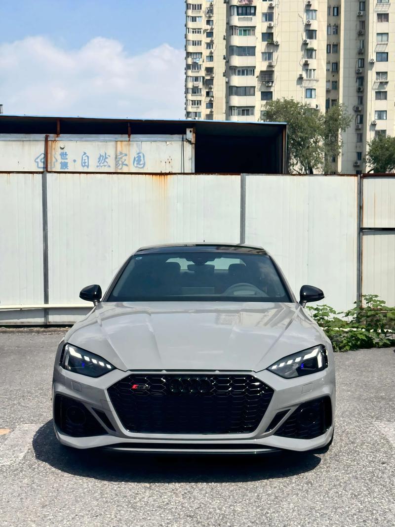 Audi RS 5, 2025 — фото 2 из 7