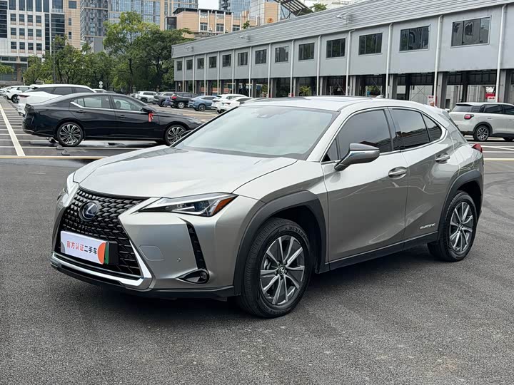 Lexus UX Hybrid, 2022 — купить в Перми под ключ