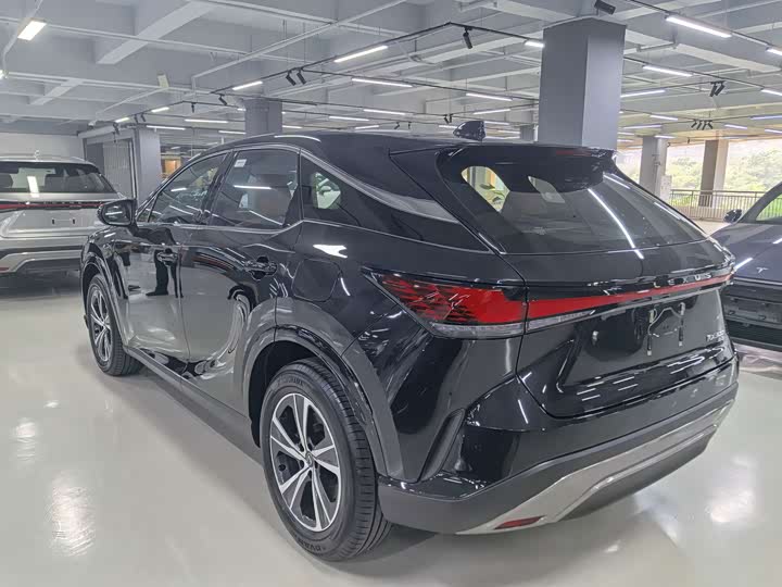 Lexus RX, 2026 — фото 4 из 9
