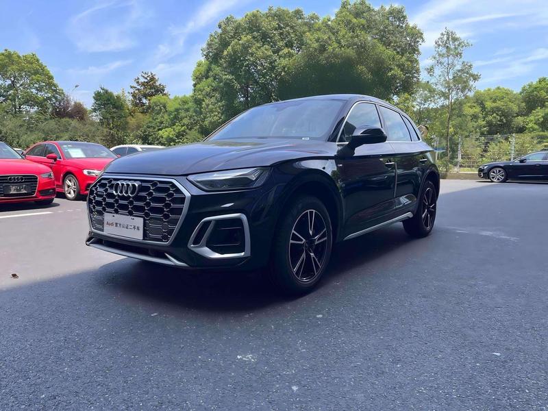 Audi Q5L, 2024 — купить в Санкт-Петербурге под ключ