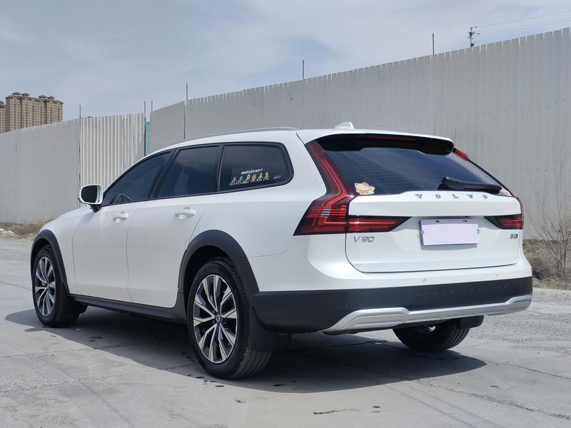 Volvo V90, 2024 — фото 4 из 12