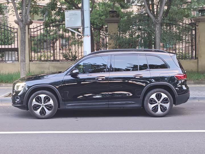 Mercedes-Benz GLB-Class, 2022 — фото 4 из 9