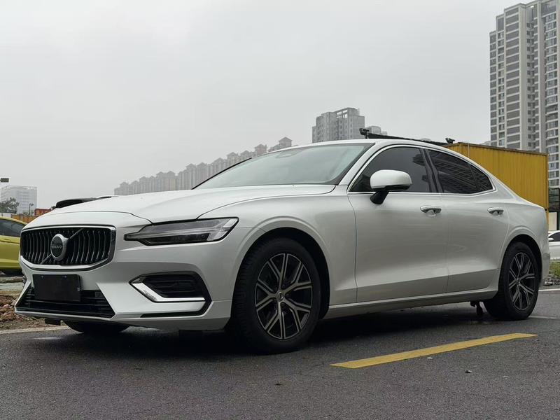 Volvo S60, 2025 — купить в Белгороде под ключ