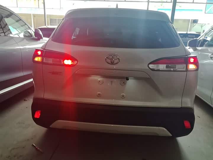 Toyota Corolla Cross, 2022 — фото 6 из 9