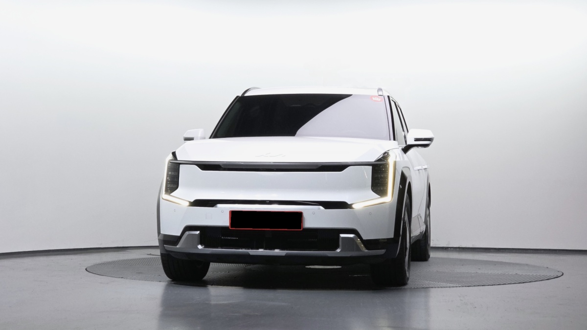 Kia EV9, 2023 — фото 3 из 12