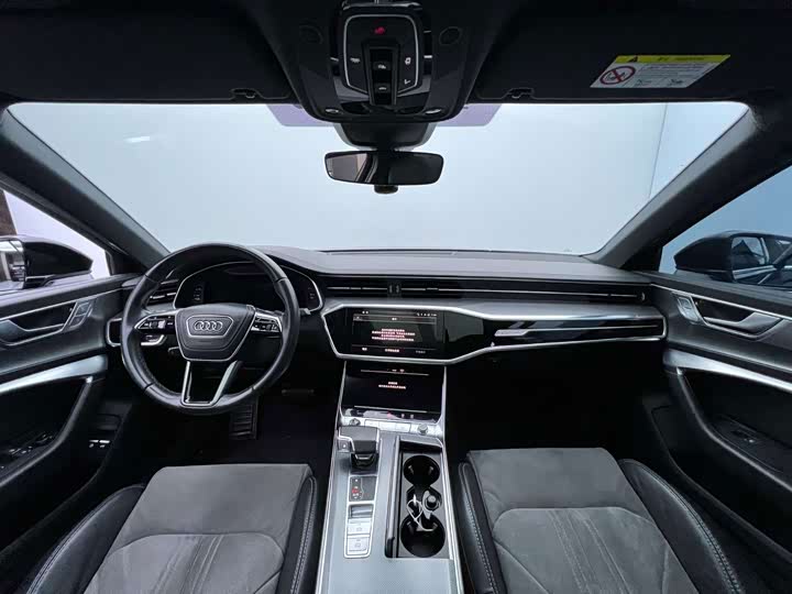 Audi A6L Hybrid, 2022 — фото 7 из 9