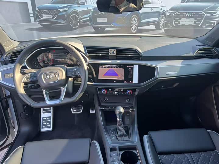 Audi Q3, 2025 — фото 5 из 9