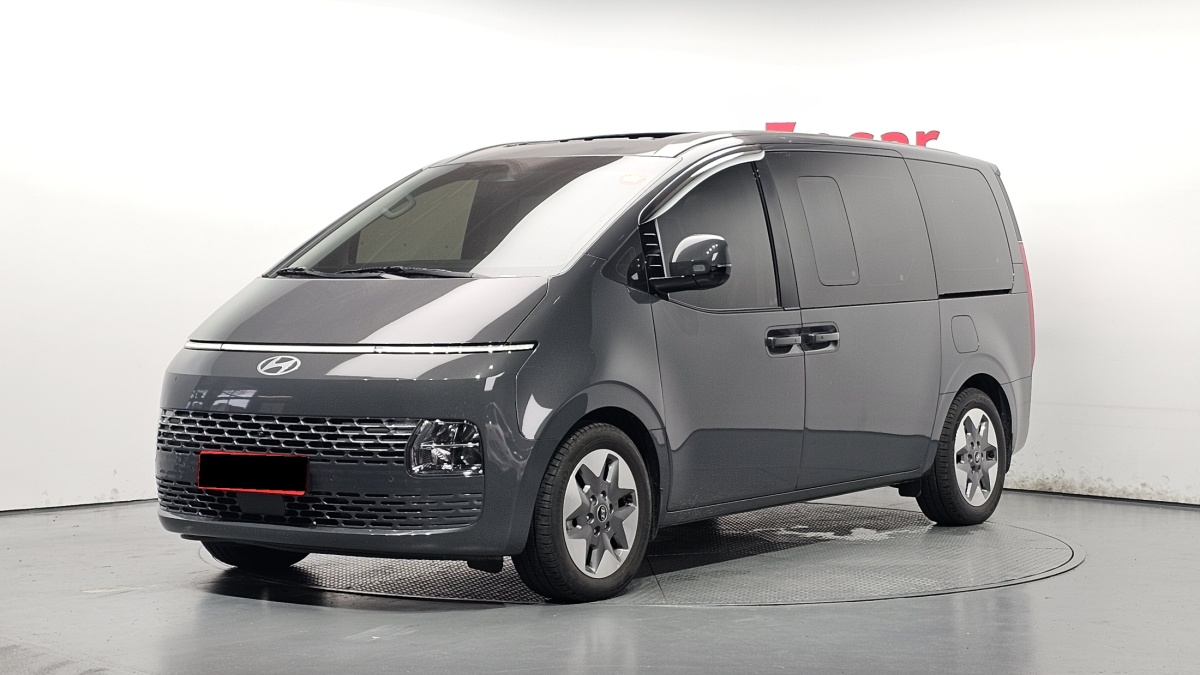 Hyundai Staria, 2024 — купить в Саратове под ключ