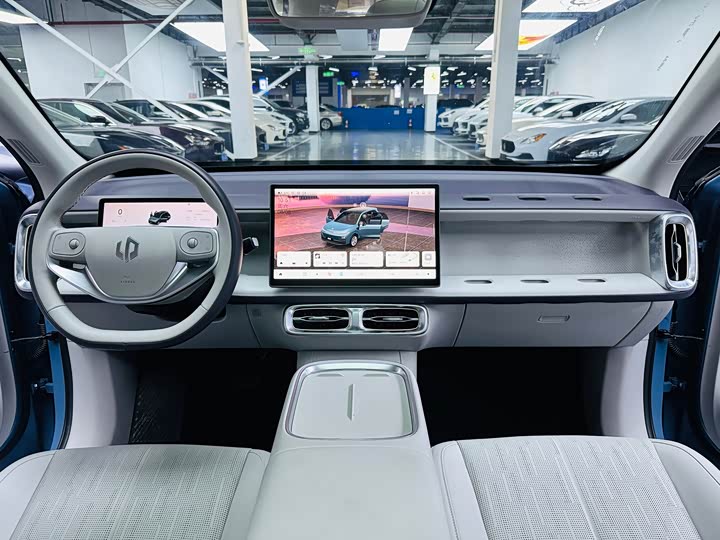 Leapmotor B10, 2025 — фото 6 из 9