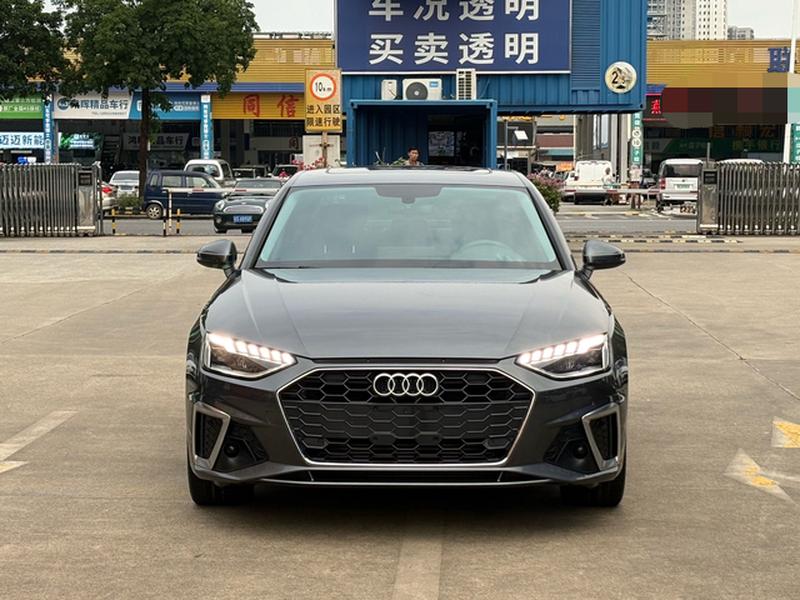Audi A4L, 2022 — фото 2 из 12