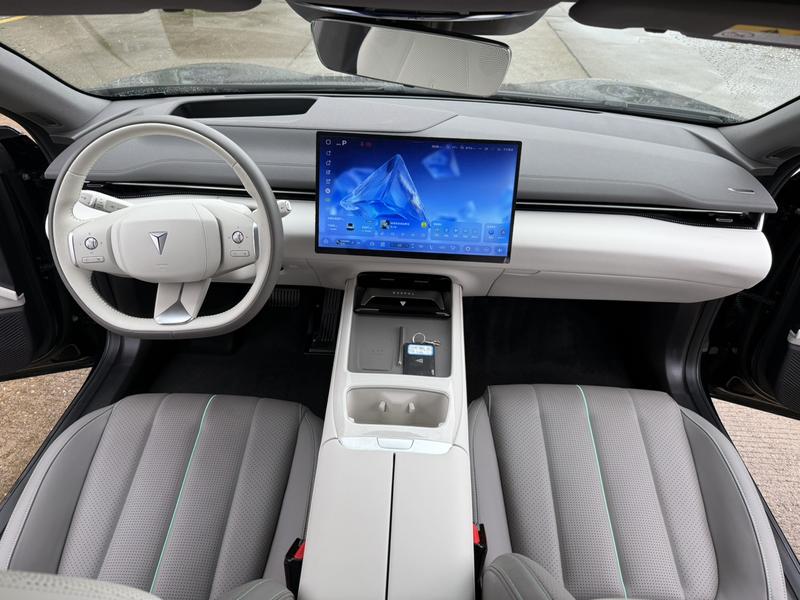 Changan Deepal L07, 2025 — фото 9 из 12