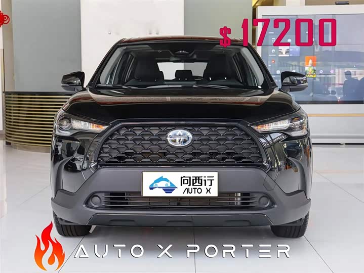Toyota Corolla Cross, 2024 — фото 2 из 12