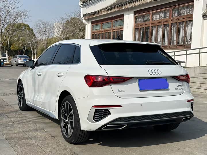 Audi A3, 2022 — фото 3 из 9
