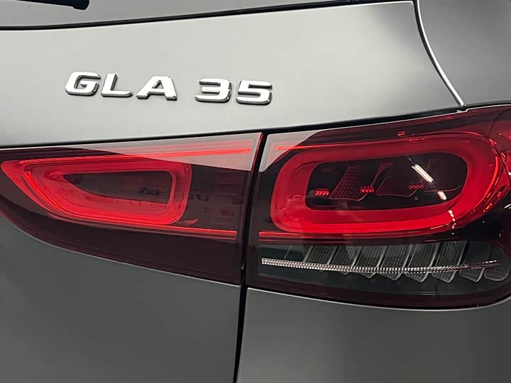Mercedes-Benz GLA-Class AMG, 2022 — фото 6 из 9