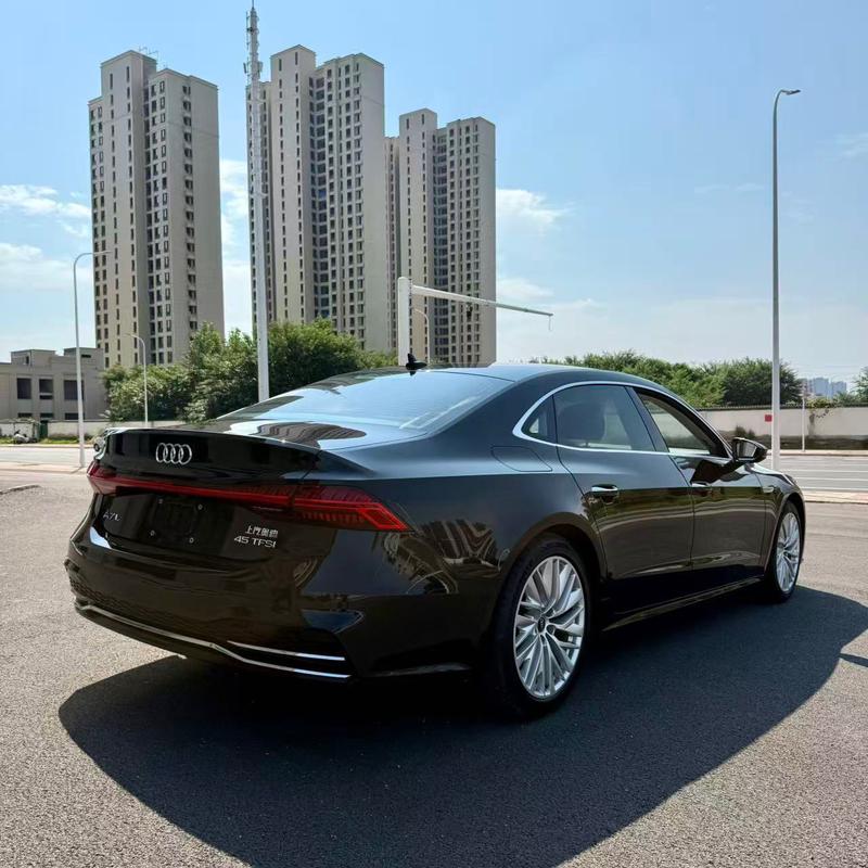 Audi A7L, 2023 — фото 6 из 9