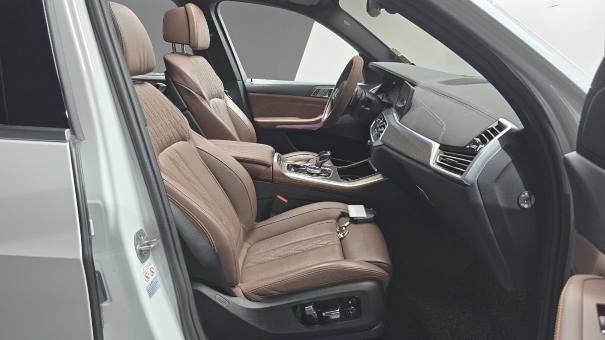 BMW X5, 2022 — фото 9 из 12