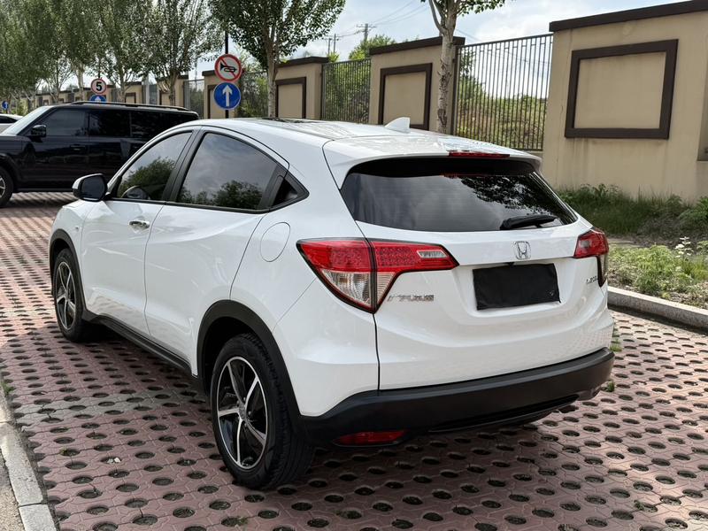 Honda Vezel, 2022 — фото 4 из 12