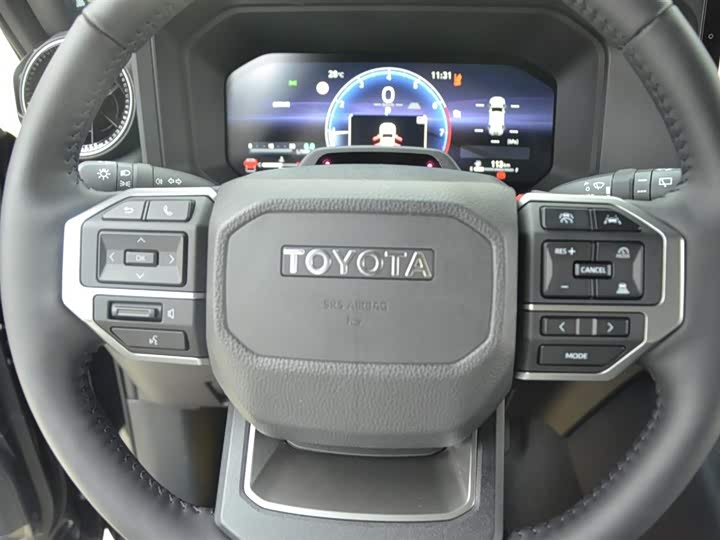 Toyota Prado, 2025 — фото 9 из 9