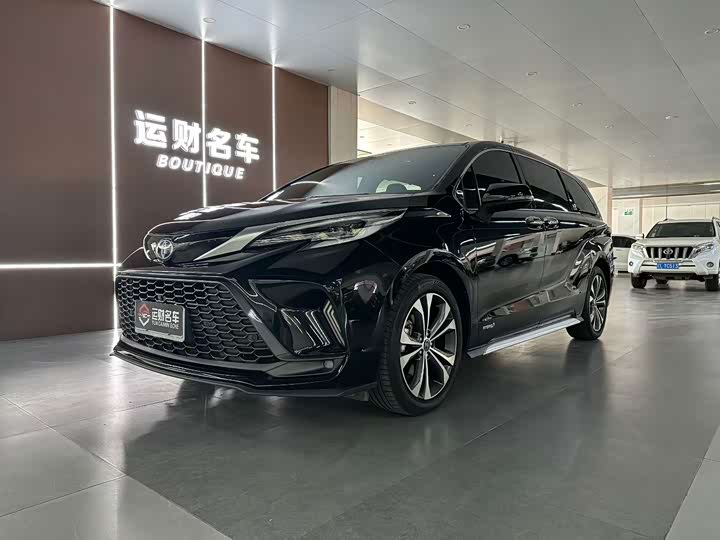 Toyota Granvia, 2023 — купить в Белгороде под ключ