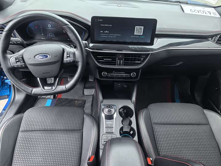 Ford Focus, 2021 — фото 7 из 9