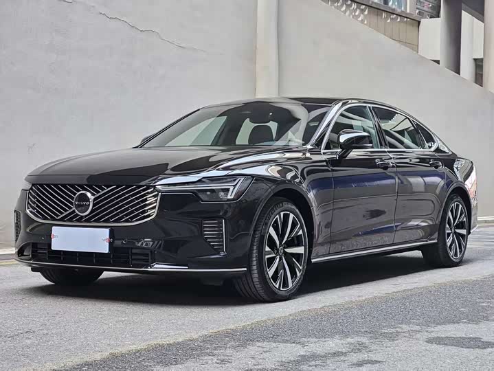Volvo S90, 2025 — купить в Самаре под ключ