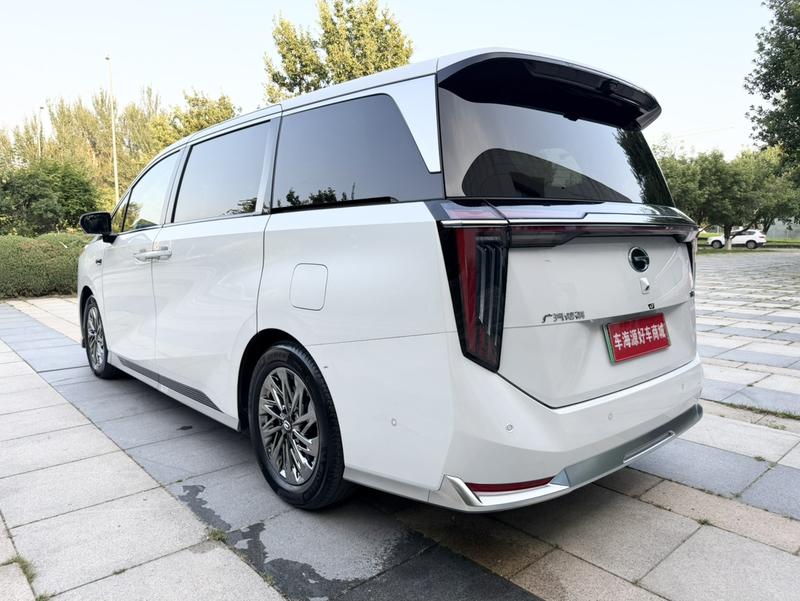 GAC Trumpchi M8 Hybrid, 2025 — фото 4 из 12