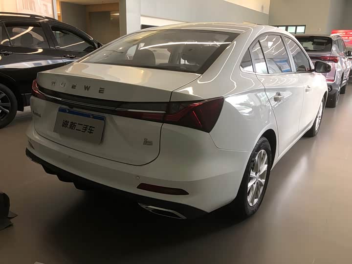 Roewe i5, 2024 — фото 3 из 9