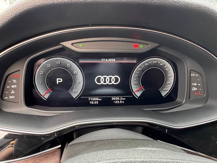 Audi Q7, 2022 — фото 3 из 7