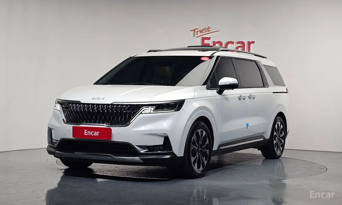 Kia Carnival, 2023 — купить в Курске под ключ