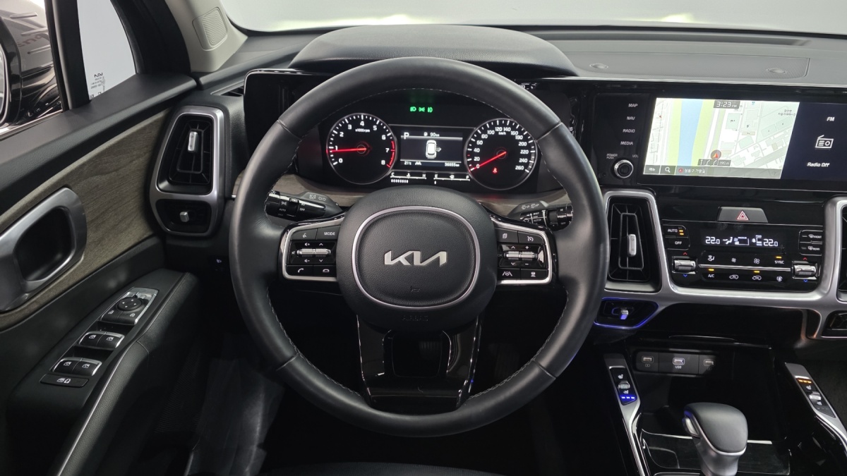 Kia Sorento, 2022 — фото 12 из 12