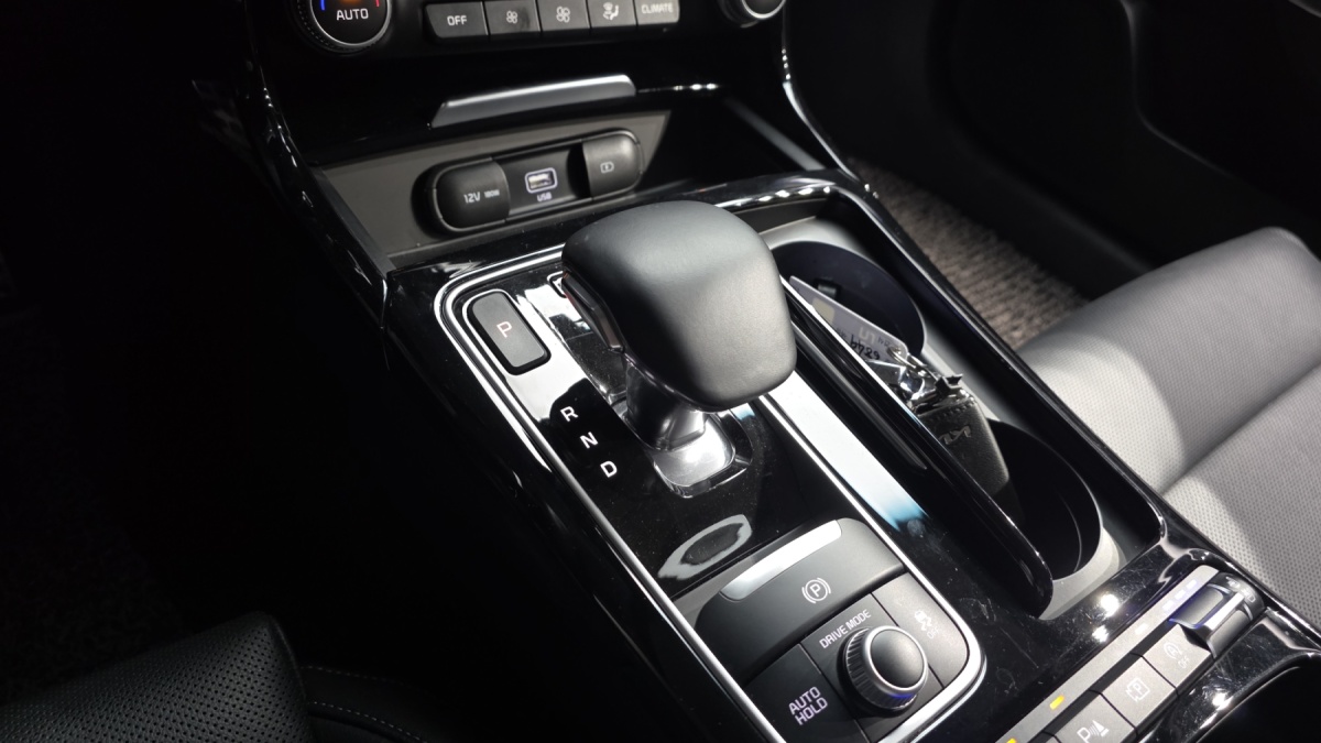 Kia Stinger, 2022 — фото 8 из 12