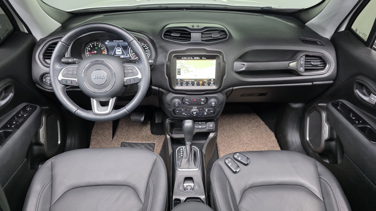 Jeep Renegade, 2023 — купить в Саратове под ключ