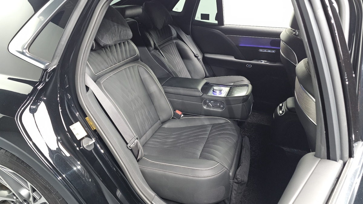 Genesis G90, 2023 — фото 11 из 12