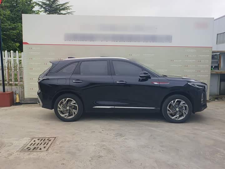 Hongqi HS3 Hybrid, 2025 — фото 4 из 9
