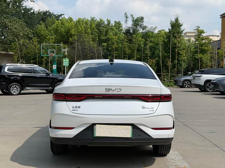 BYD Qin Plus, 2025 — фото 8 из 9