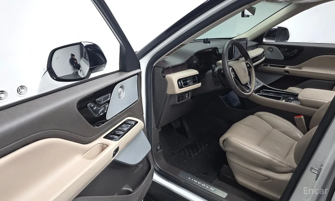 Lincoln Aviator, 2023 — фото 11 из 12