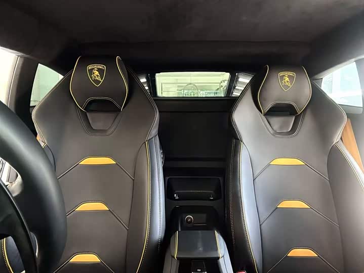 Lamborghini Huracán, 2022 — фото 8 из 9
