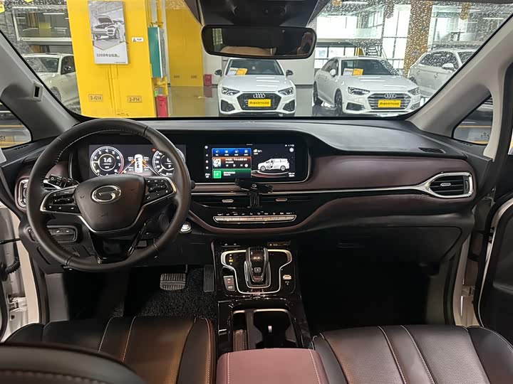 GAC Trumpchi M6, 2023 — фото 8 из 9