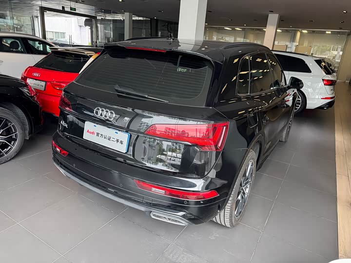 Audi Q5L, 2023 — фото 6 из 9