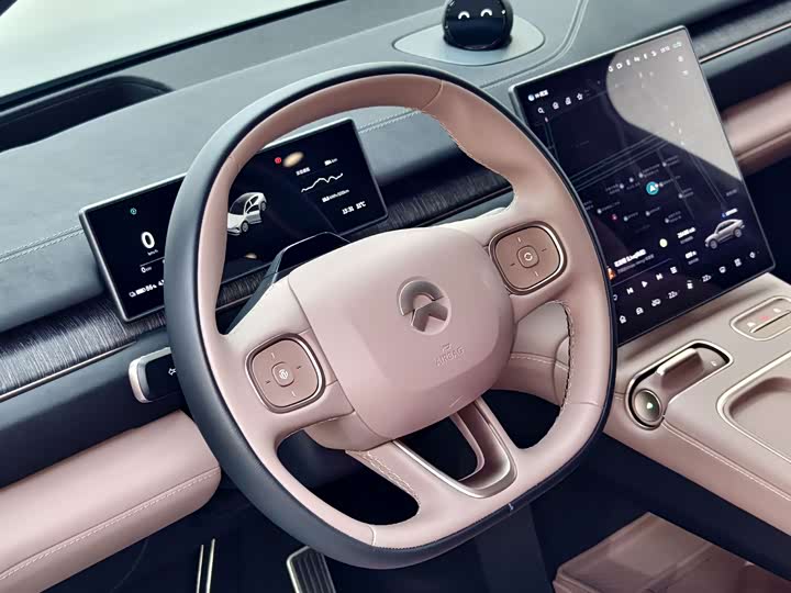 Nio EC6, 2024 — фото 8 из 9