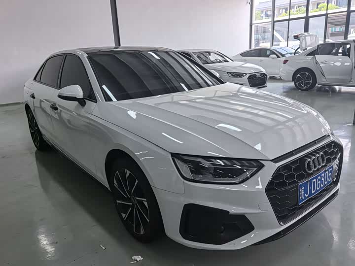 Audi A4L, 2023 — фото 3 из 9