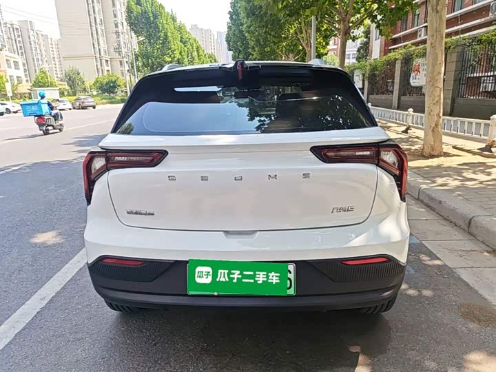 Geely Geometry E Firefly, 2024 — фото 6 из 9